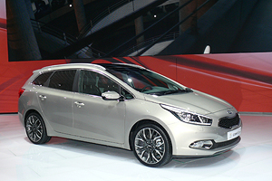 Kia ceed SW UEFA Euro 2016